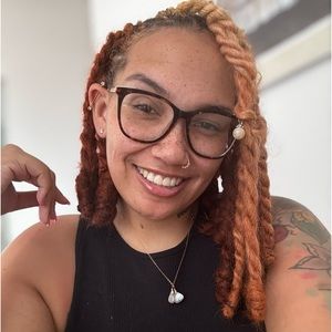 Meet your Posher, Briana